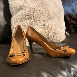 Banana Republic Tan Leather Stiletto Heels